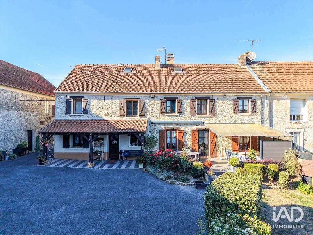 Casa en Rebais, Isla de Francia, Francia 1 - 17884629