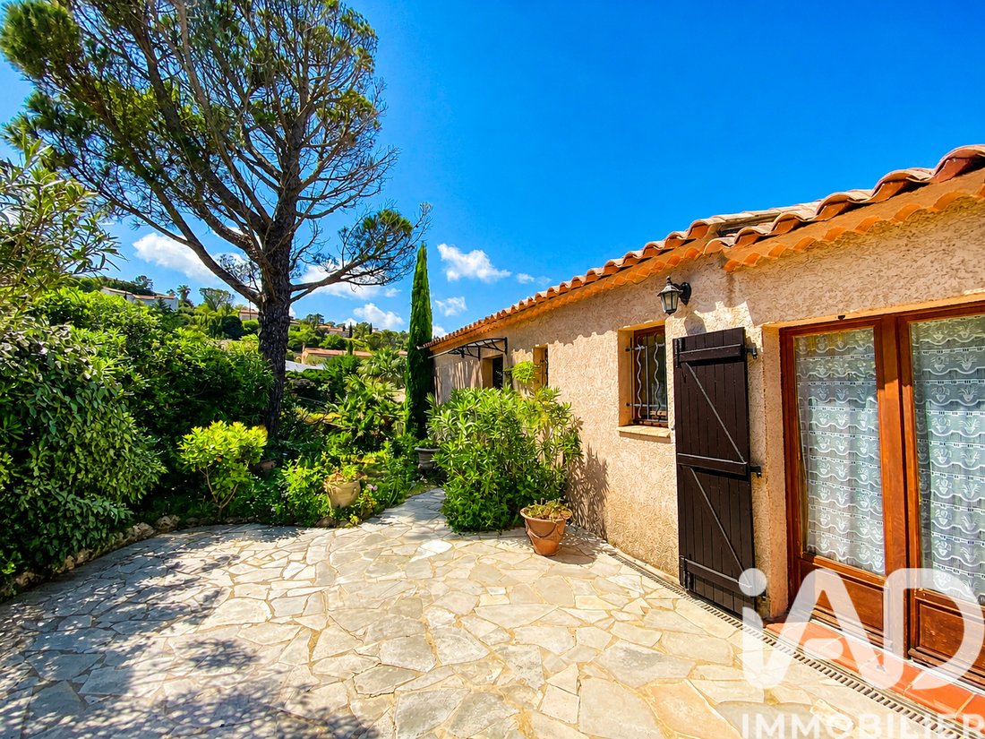Maison à Les Issambres, Roquebrune-sur-Argens, France 2 - 17437500