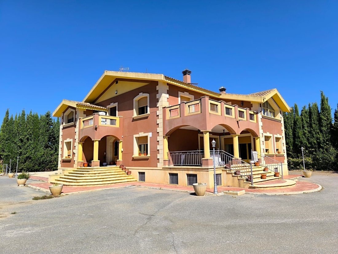Villa in Yecla, Región de Murcia, Spain 1 - 19067216
