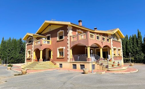 Villa in Yecla, Región de Murcia, Spain 1