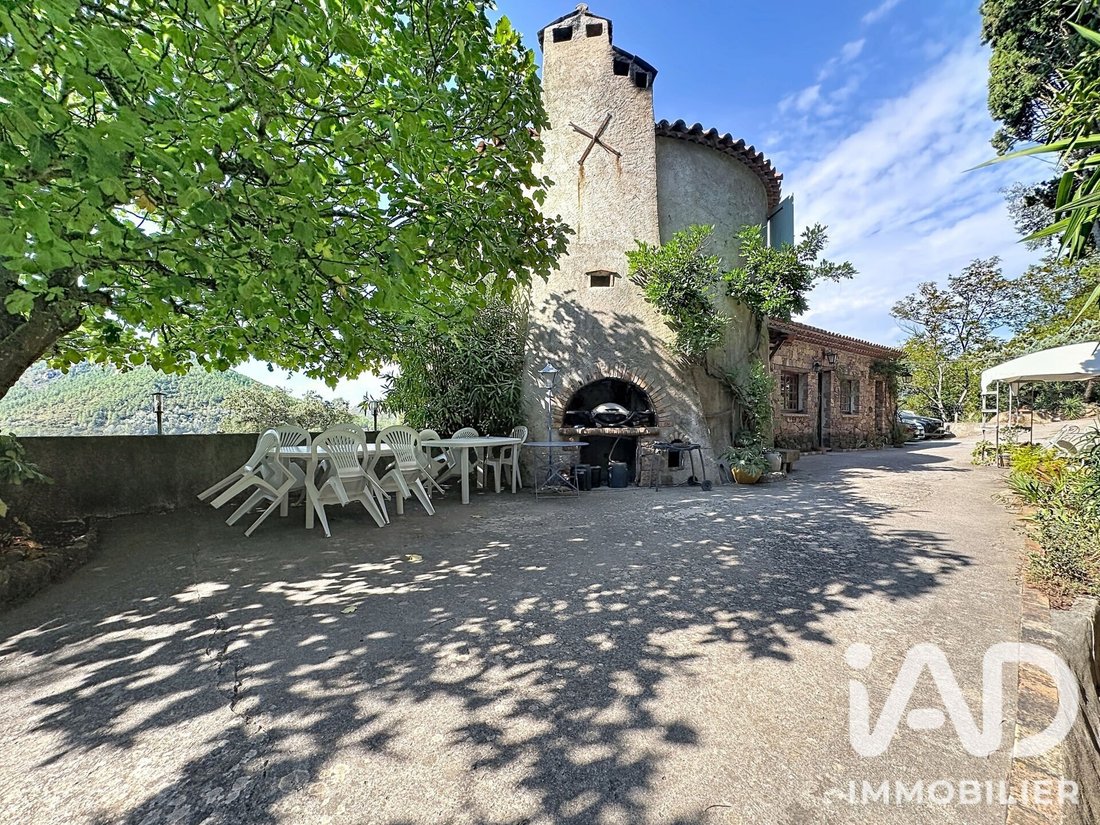 House in Théoule-sur-Mer, Provence-Alpes-Côte d'Azur, France 3 - 19067976