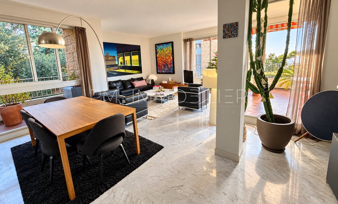 Apartment in Bompard, 7e Arrondissement, Marseille 3 - 19067094