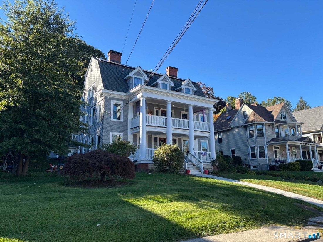 House in Naugatuck, Connecticut, United States 1 - 19066151