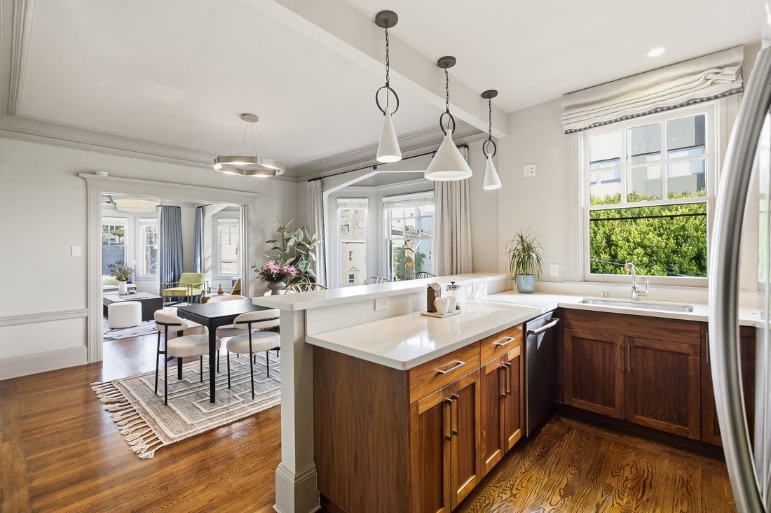 San Francisco, California, United States 3 - 19066932