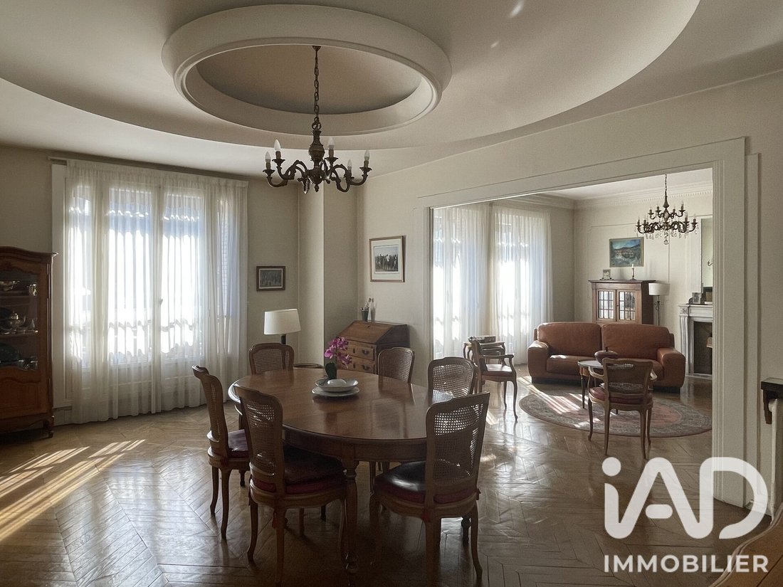 Apartment in Bois de Vincennes, Paris 12e Arrondissement, Paris 4 - 19067932