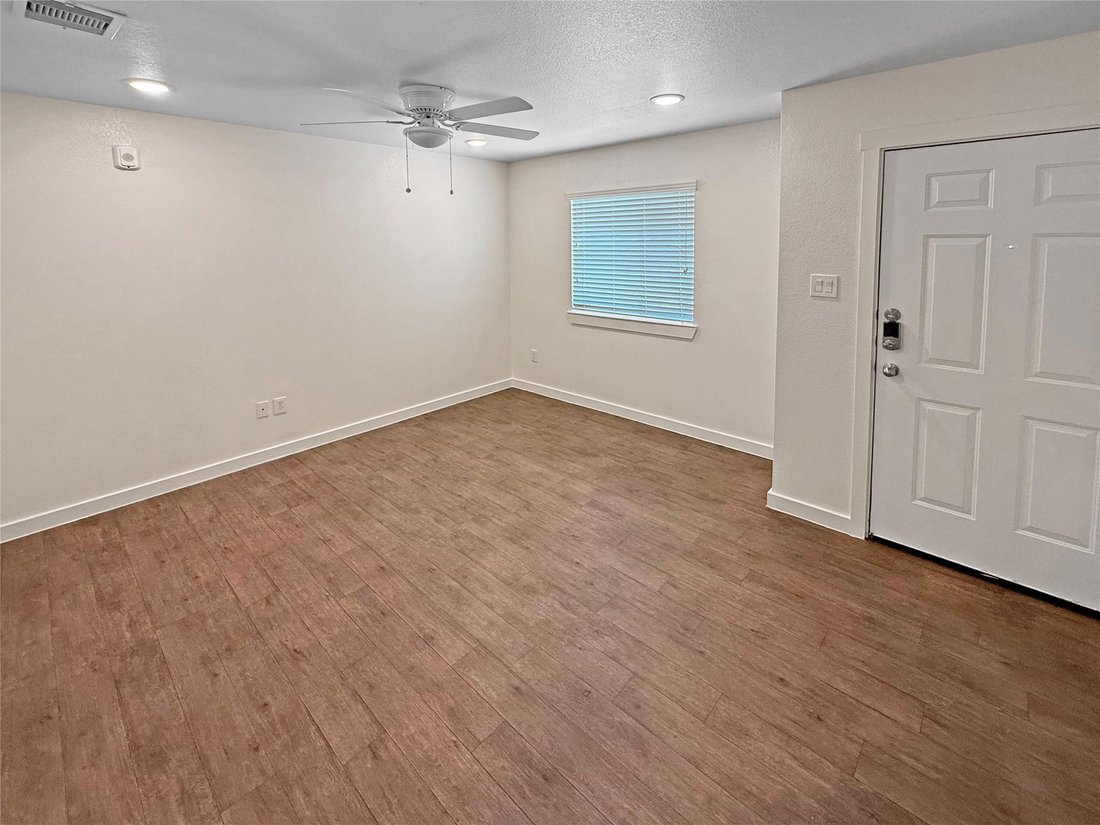 Houston, Texas, United States 5 - 19066627