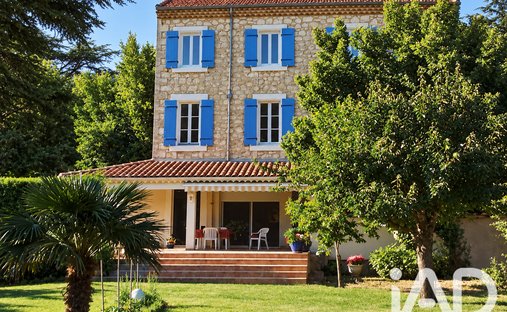 House in Pierrelatte, Auvergne-Rhône-Alpes, France 1