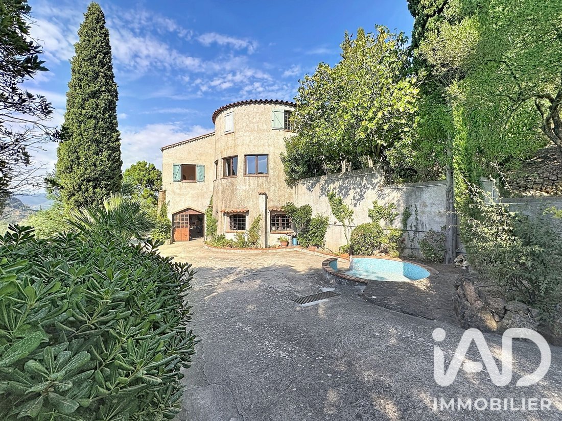 House in Théoule-sur-Mer, Provence-Alpes-Côte d'Azur, France 2 - 19067976