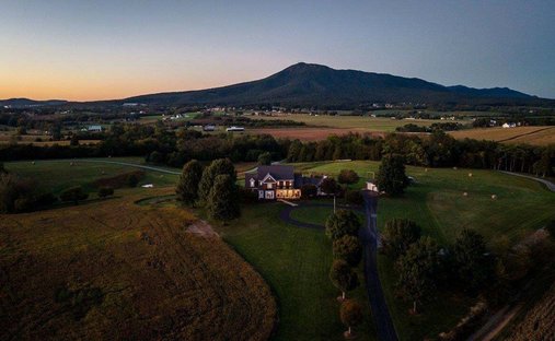 House in McGaheysville, Virginia, United States 1