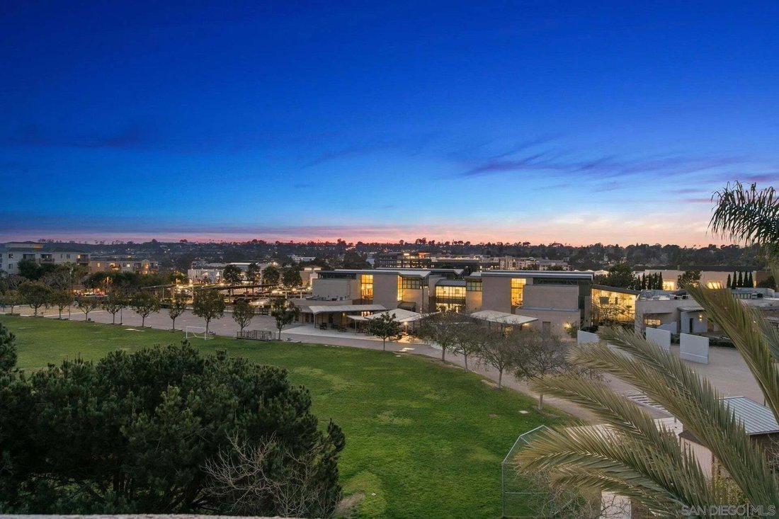 Condo in San Diego, California, United States 2 - 19066566