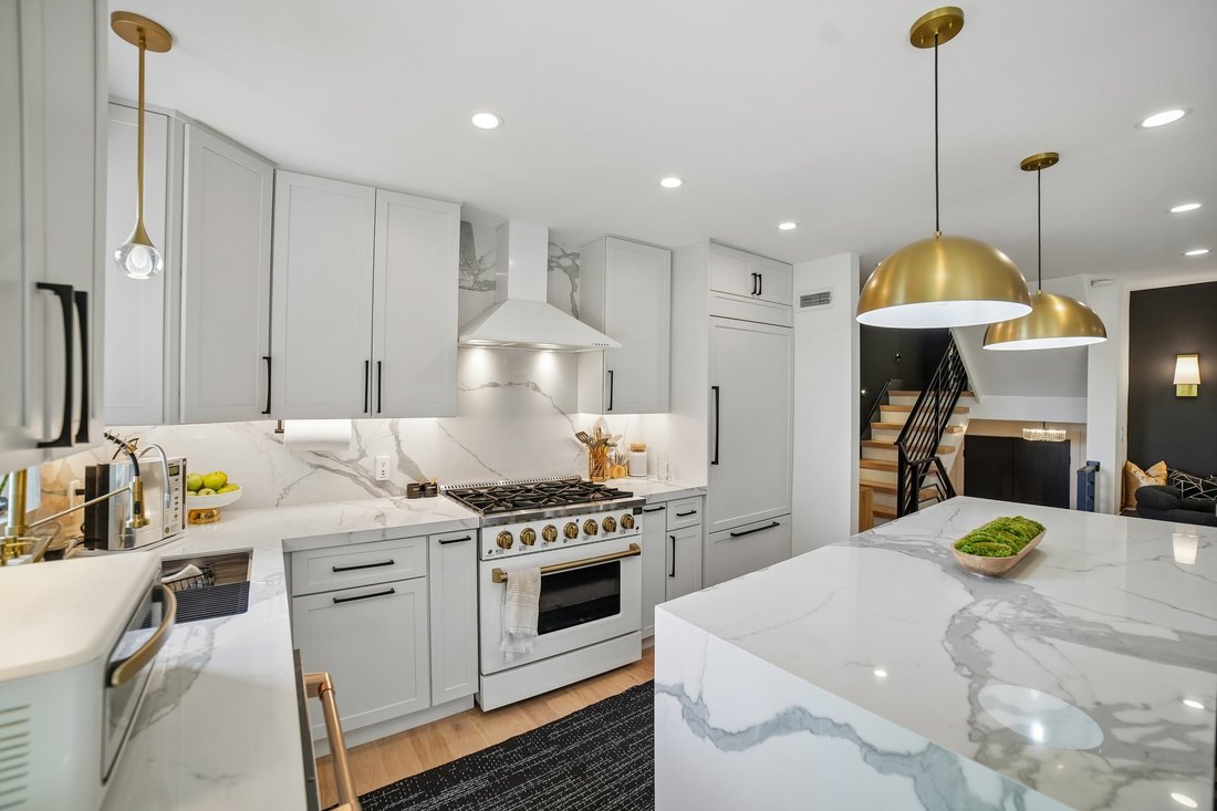 Townhouse in Edgewater, New Jersey, United States 3 - 19067405