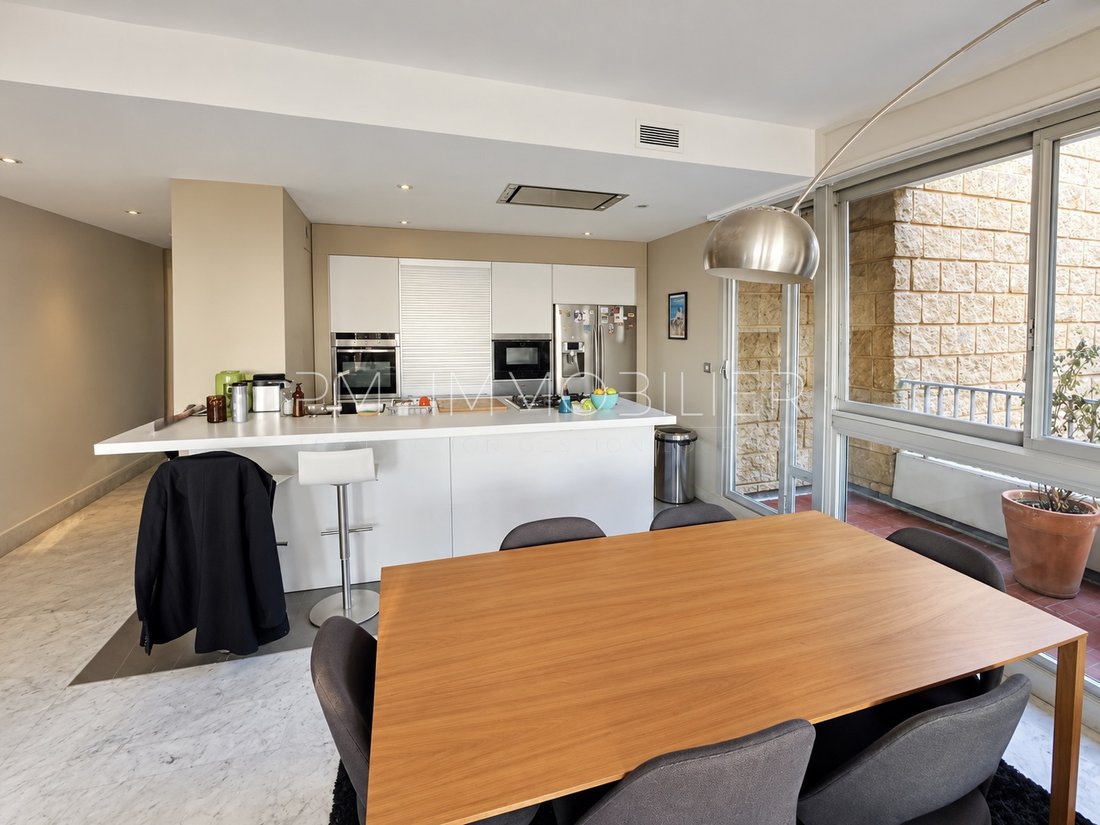 Apartment in Bompard, 7e Arrondissement, Marseille 5 - 19067094