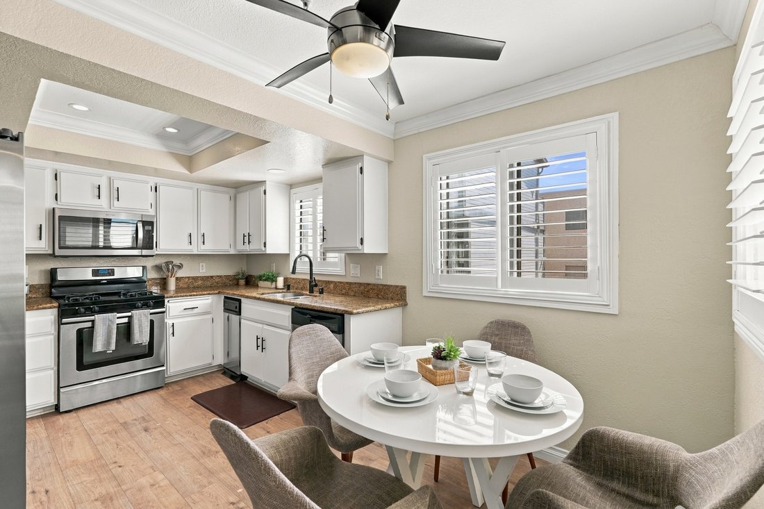 Townhouse en Lawndale, California, Estados Unidos 3 - 19067390