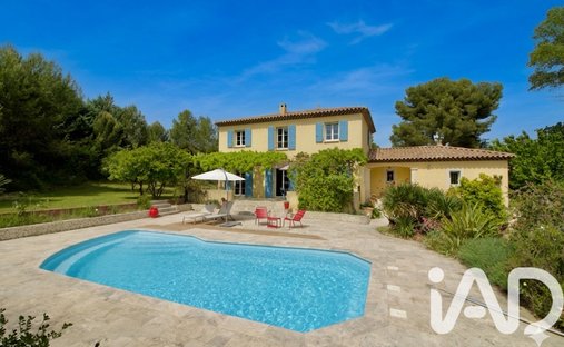 Maison à Ecarts, Velaux, France 1