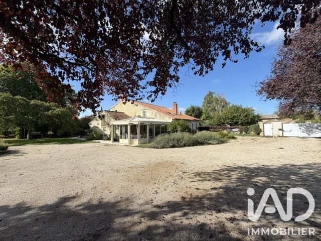 Maison à La Chaussée, Nouvelle-Aquitaine, France 4 - 19068025