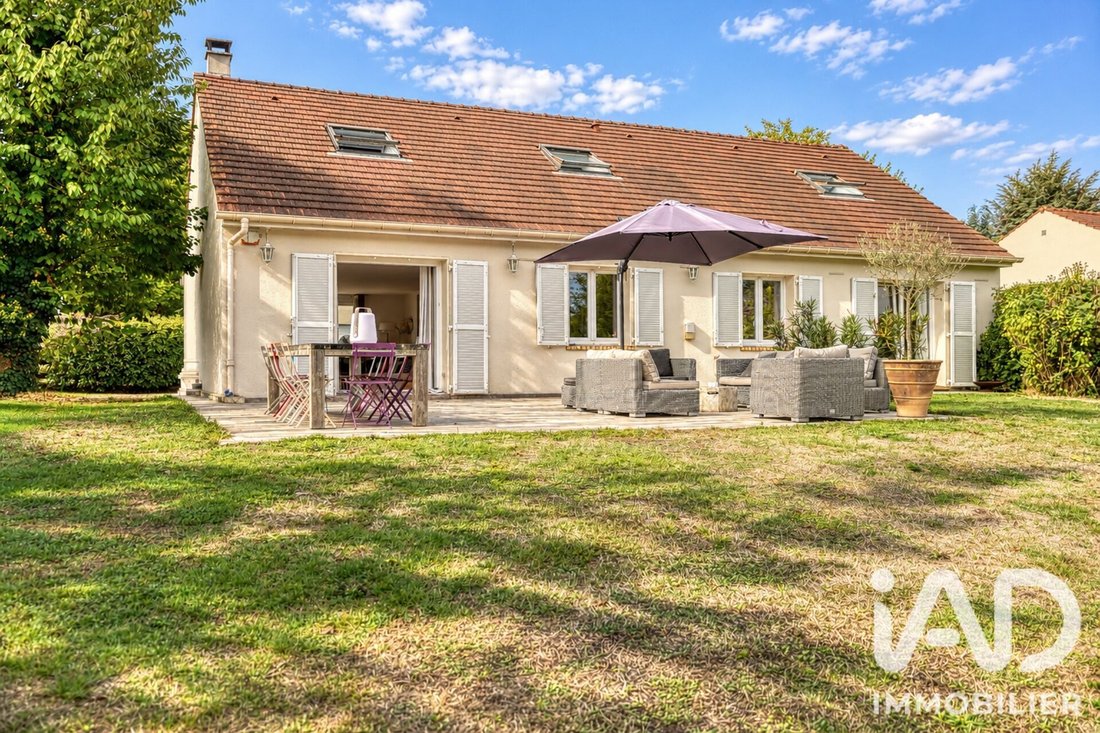 House in Le Village, Louveciennes, France 1 - 19067923