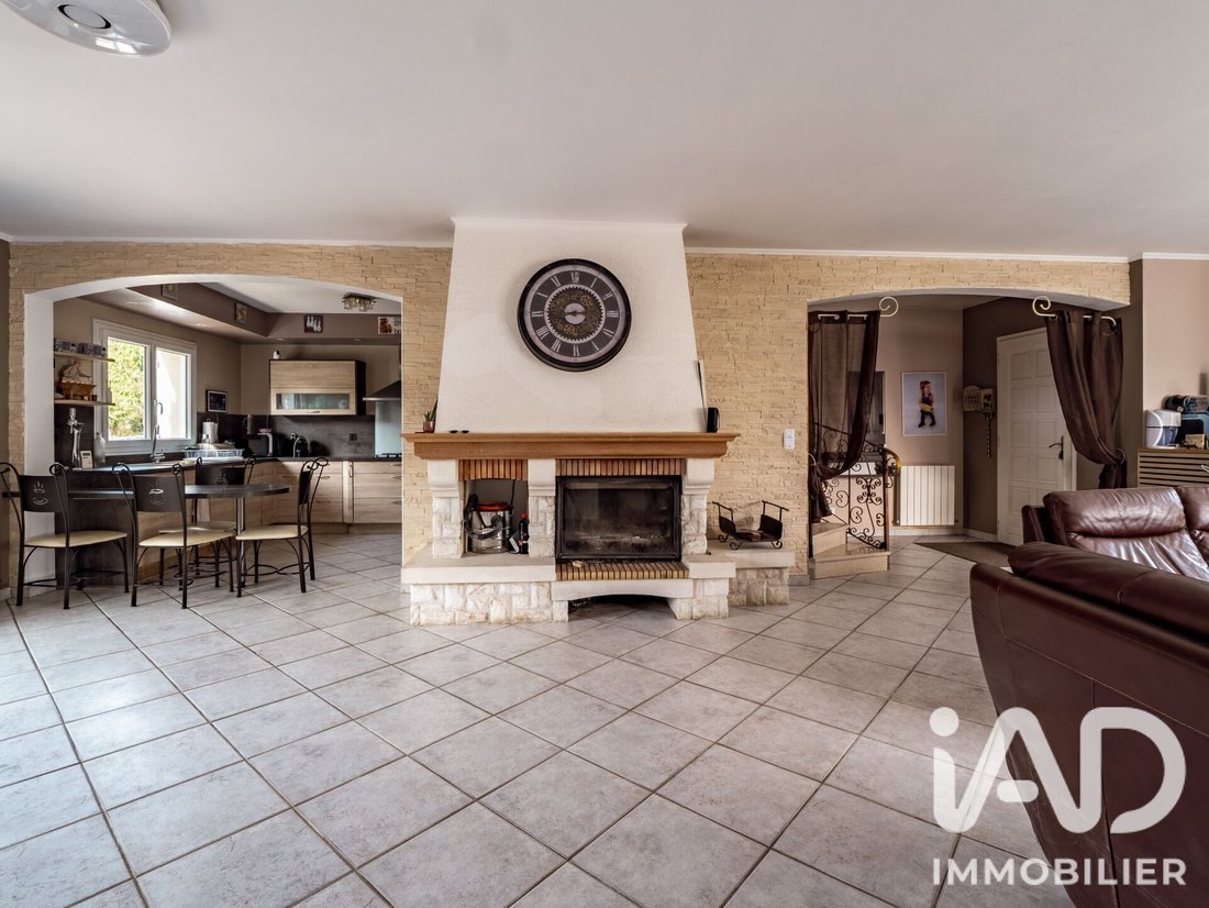 Maison à Villiers-sur-Morin, Île-de-France, France 1 - 19068000