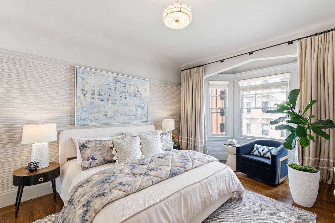 San Francisco, California, United States 4 - 19066932
