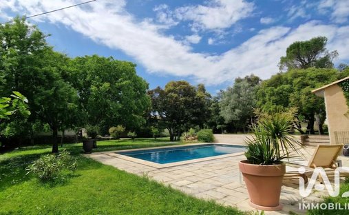 House in Camplanier, Nimes, France 1