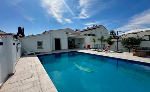 Villa en Ampuriabrava, Cataluña, España 1