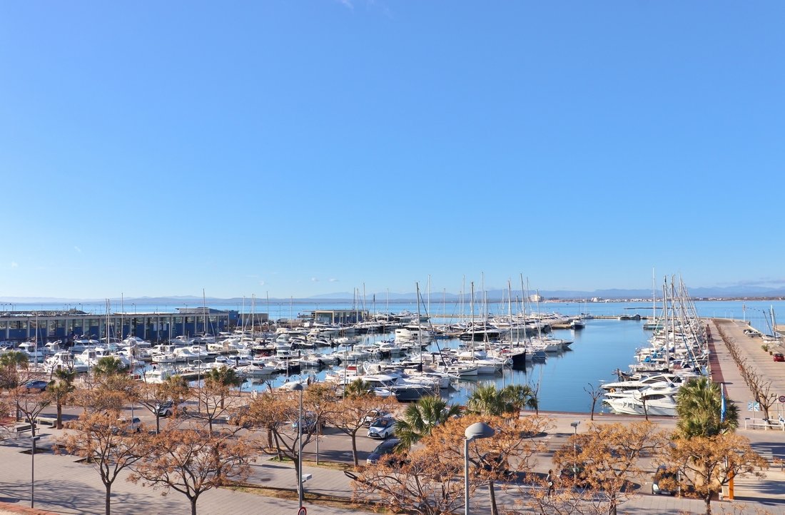 Apartment in Roses, Catalonia, Spain 4 - 16544768