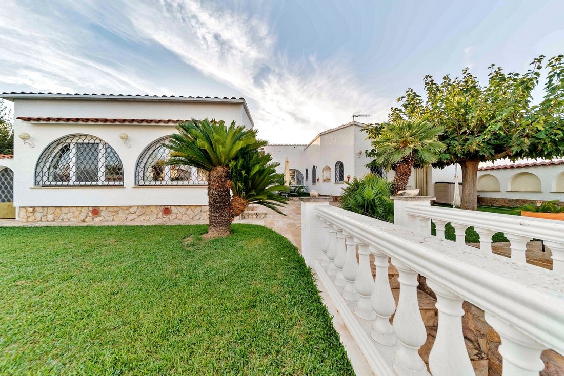 Villa in Empuriabrava, Katalonien, Spanien 5 - 19067012