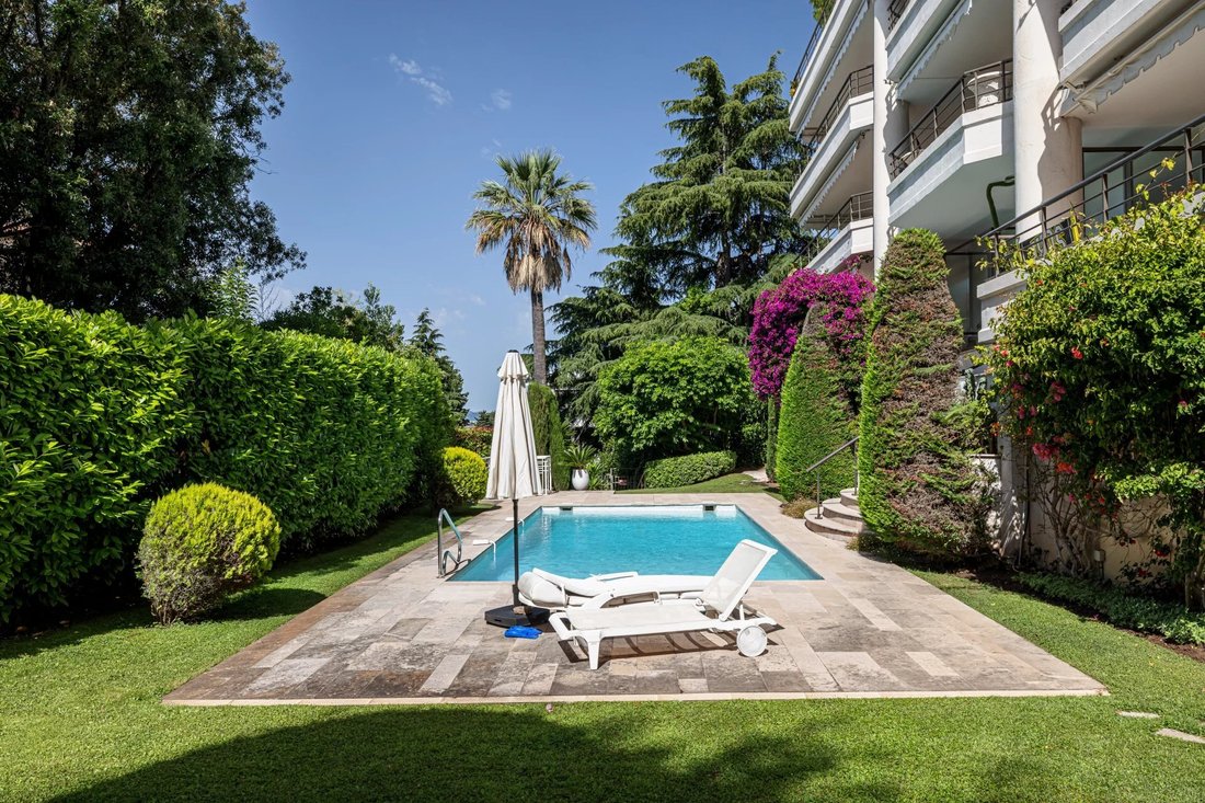 Apartamento en Saint Nicolás, Cannes, Francia 1 - 19067967