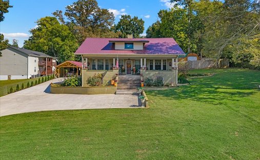 House in Madisonville, Tennessee, United States 1