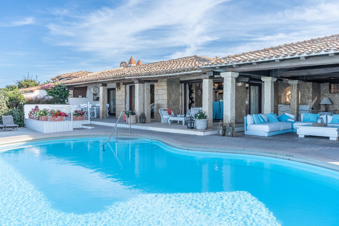 Villa in Porto Rotondo, Olbia, Sardinia 3 - 19092311