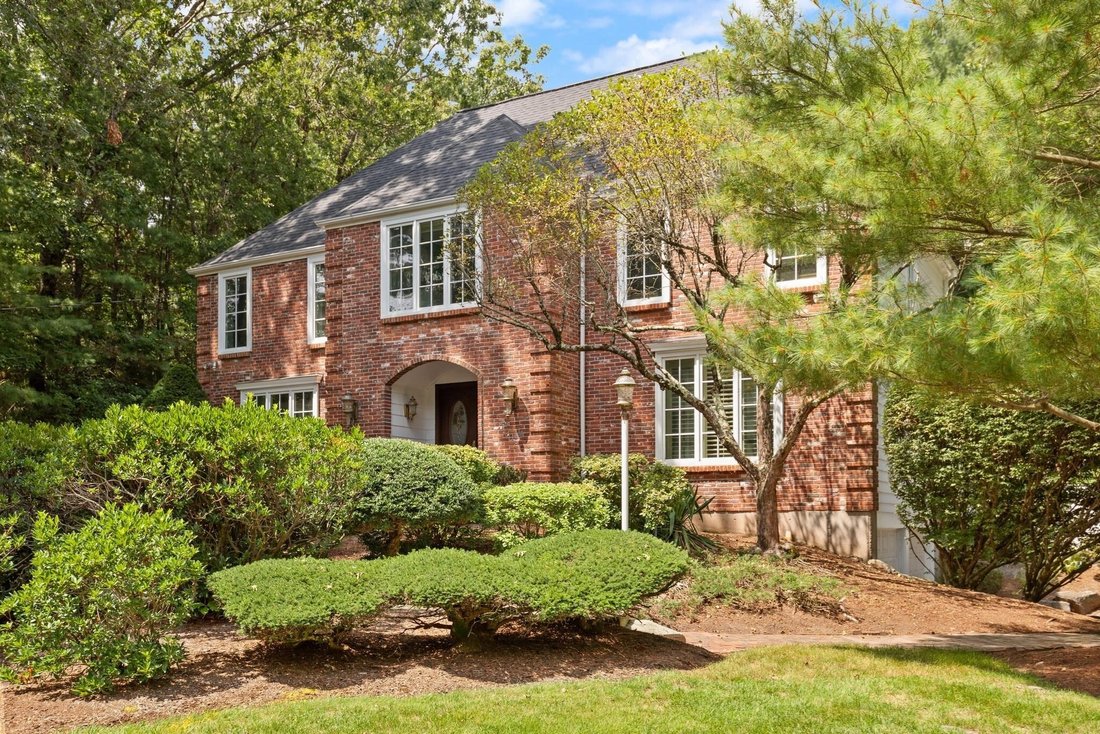House in Sharon, Massachusetts, United States 2 - 19068117