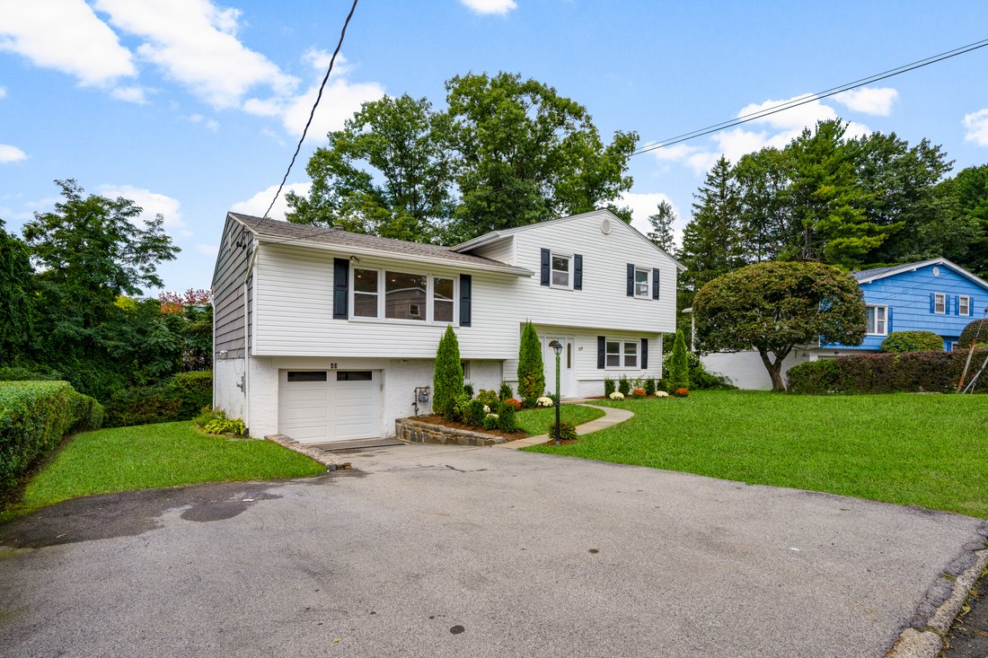 House in Yonkers, New York, United States 2 - 19068096