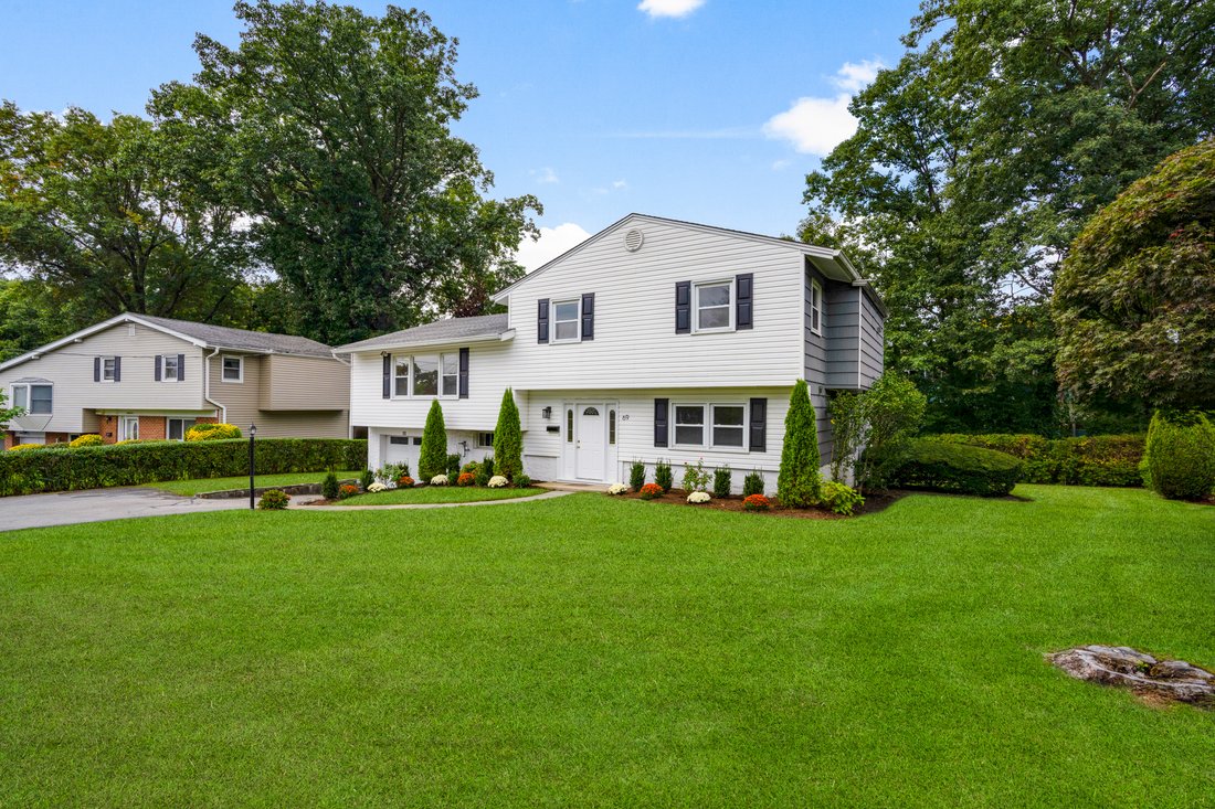 House in Yonkers, New York, United States 5 - 19068096