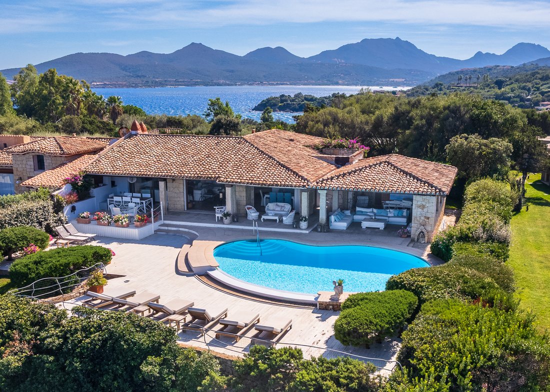 Villa in Porto Rotondo, Olbia, Sardinia 2 - 19092311