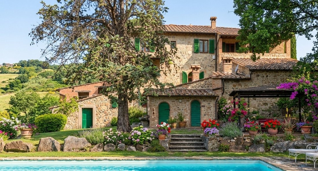 Villa in Casole d'Elsa, Tuscany, Italy 1 - 17291837