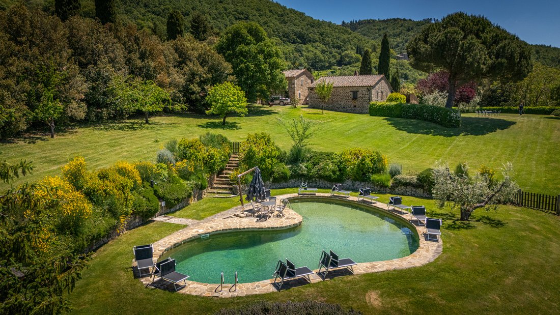 Maisons de campagne à Sarteano, Toscane, Italie 2 - 17841834