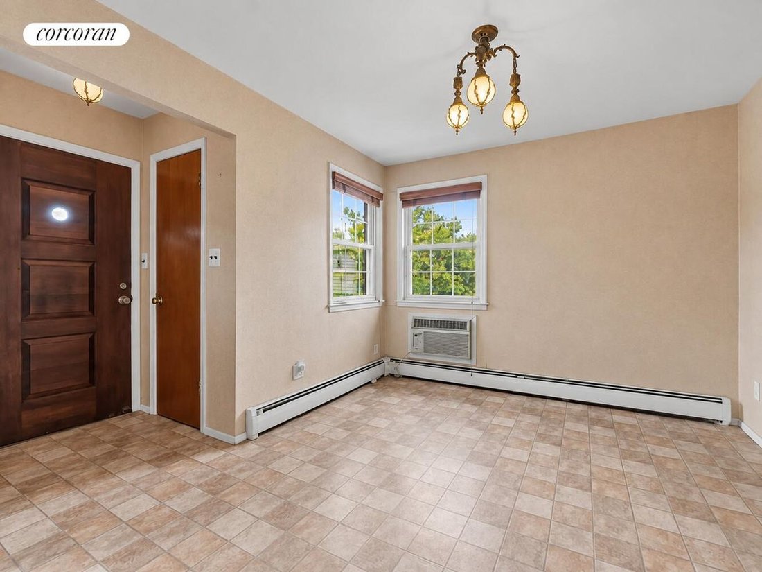 House in New York, New York, United States 2 - 19068216
