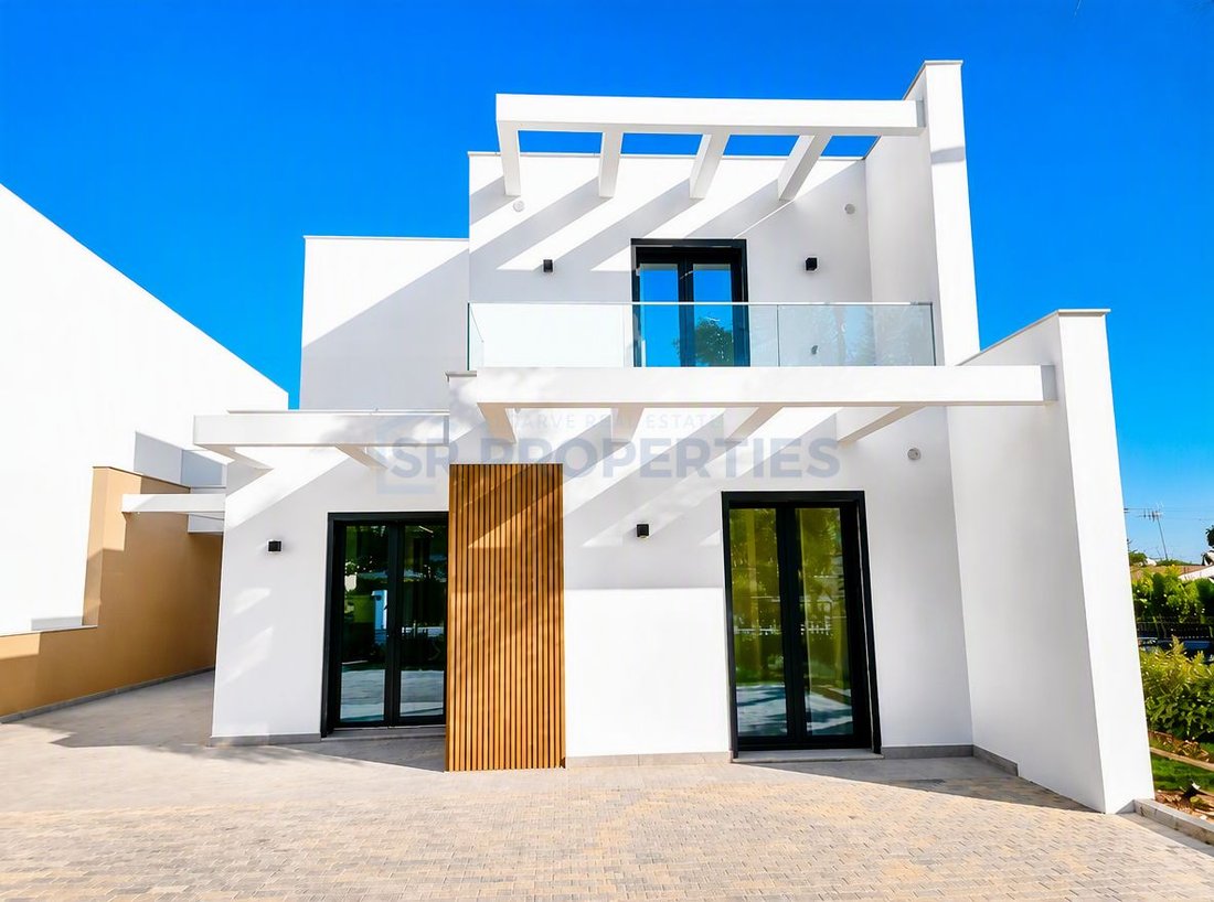 House in Quarteira, Algarve, Portugal 3 - 18493018
