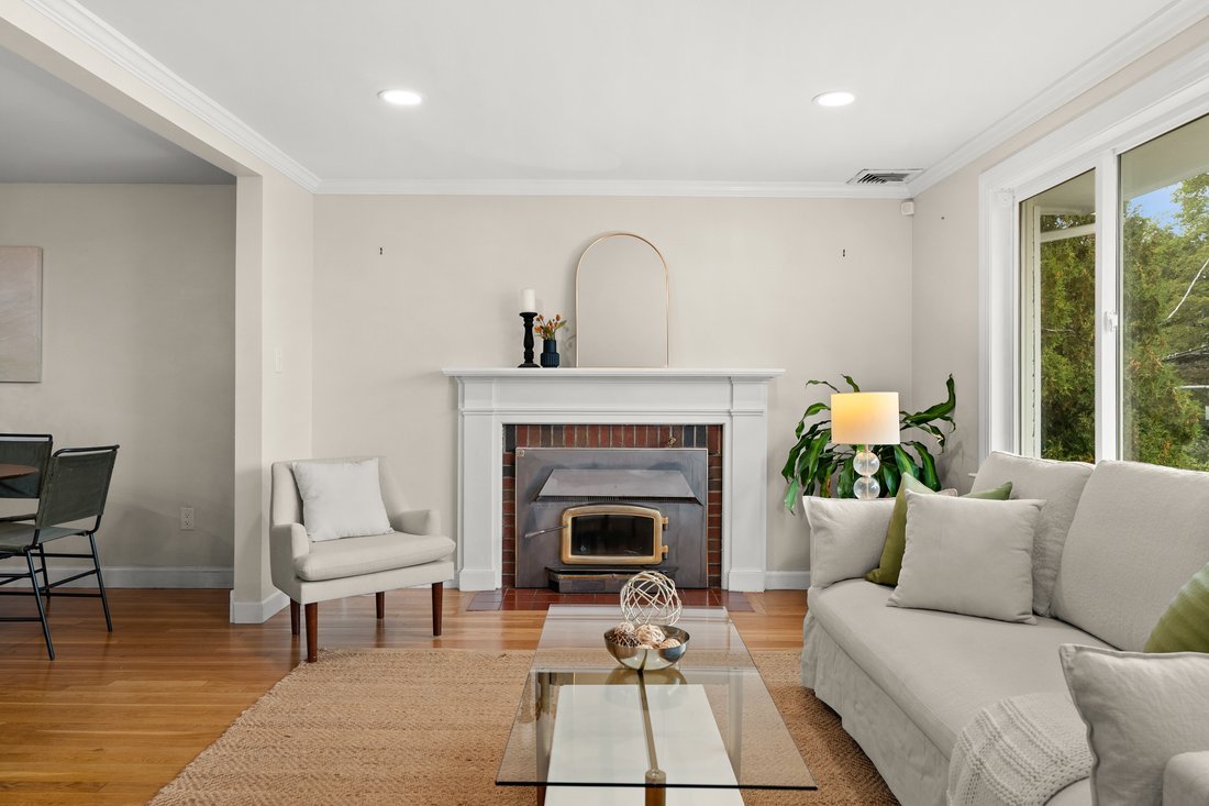 House in Arlington, Massachusetts, United States 2 - 19068162