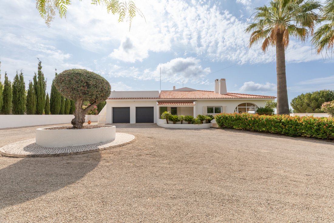 Villa in Guia, Algarve, Portugal 1 - 18436468