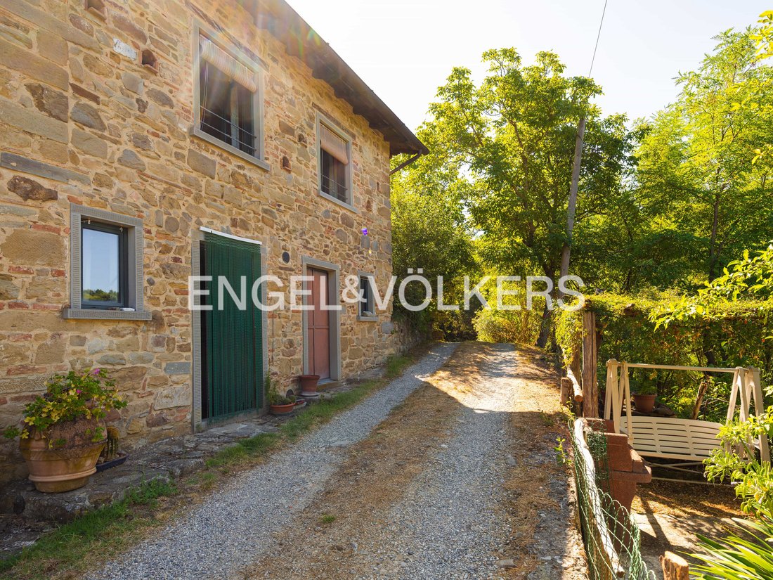 Vicchio, Tuscany, Italy 5 - 19070834