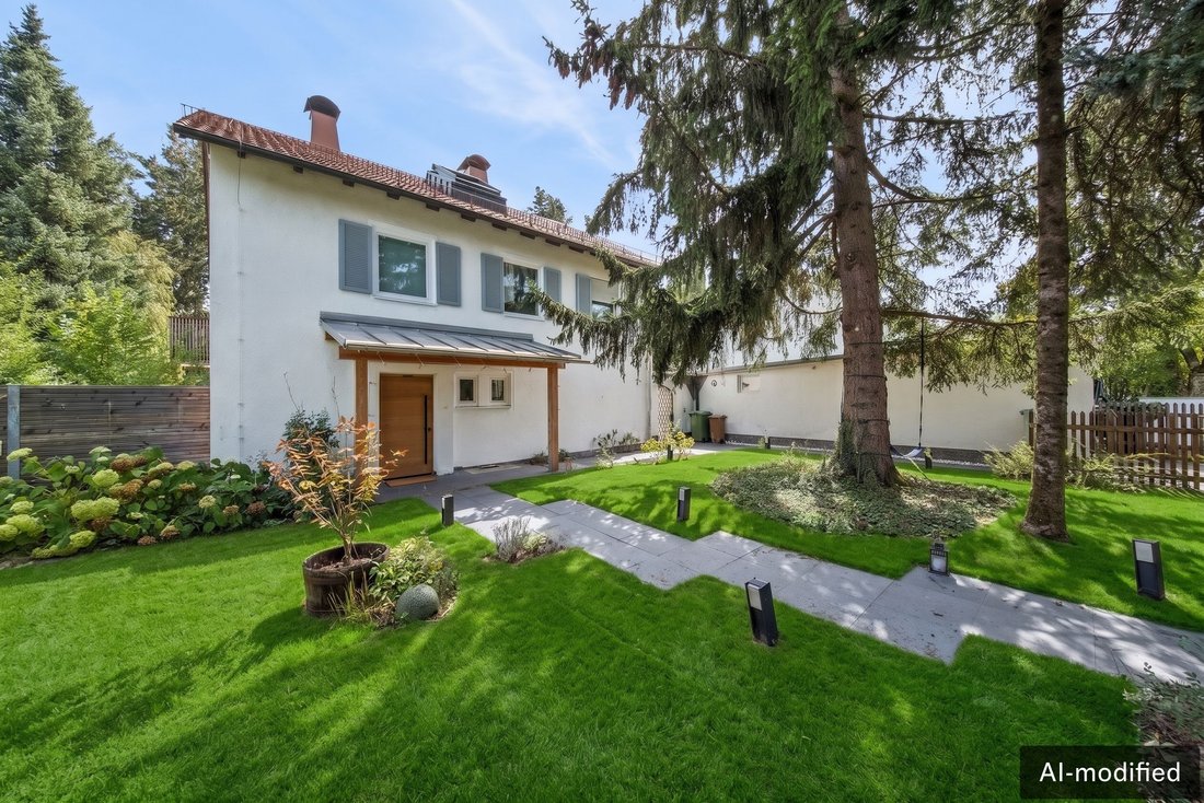 House in Oberhaching, Bavaria, Germany 1 - 19071630
