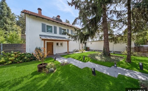 House in Oberhaching, Bavaria, Germany 1
