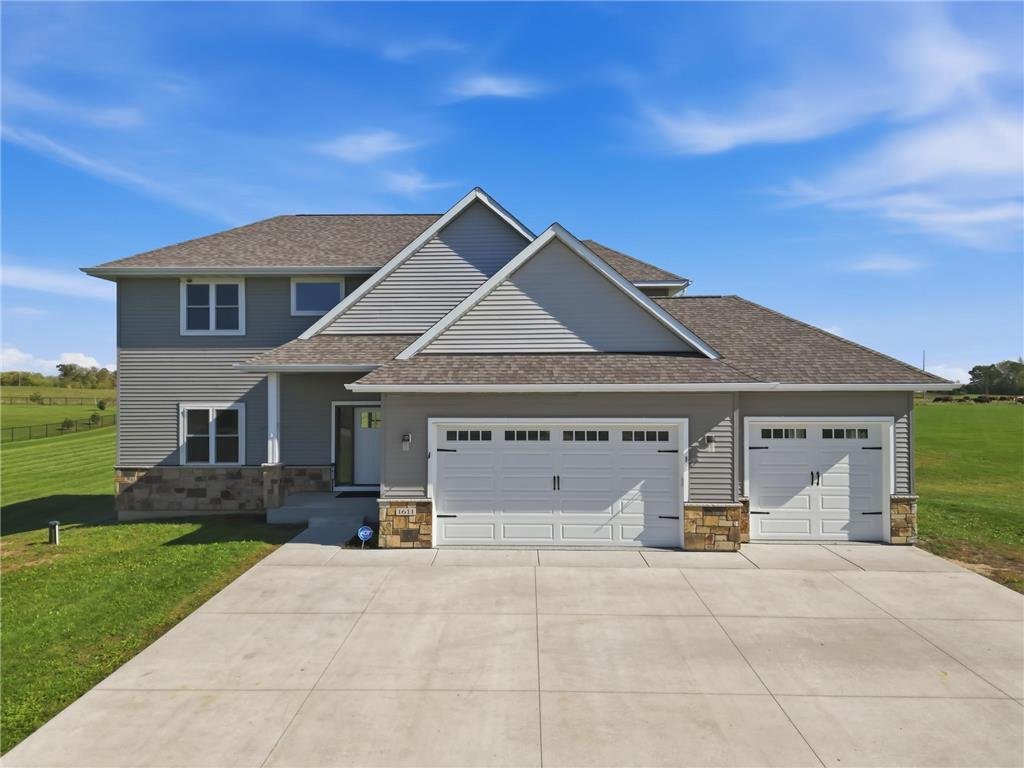 House in New Richmond, Wisconsin, United States 3 - 19068427