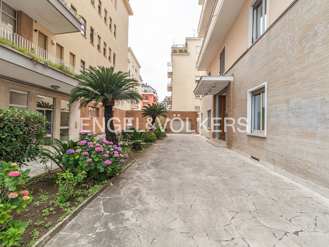 Apartment in Parioli, Rome, Italy 1 - 19071012