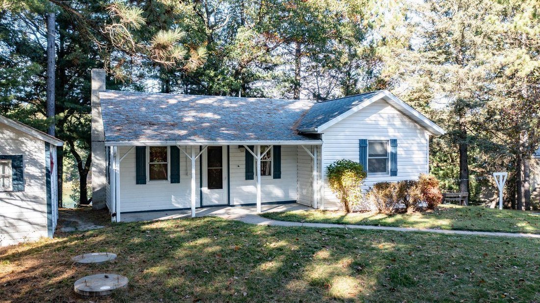 House in Wild Rose, Wisconsin, United States 1 - 19068423