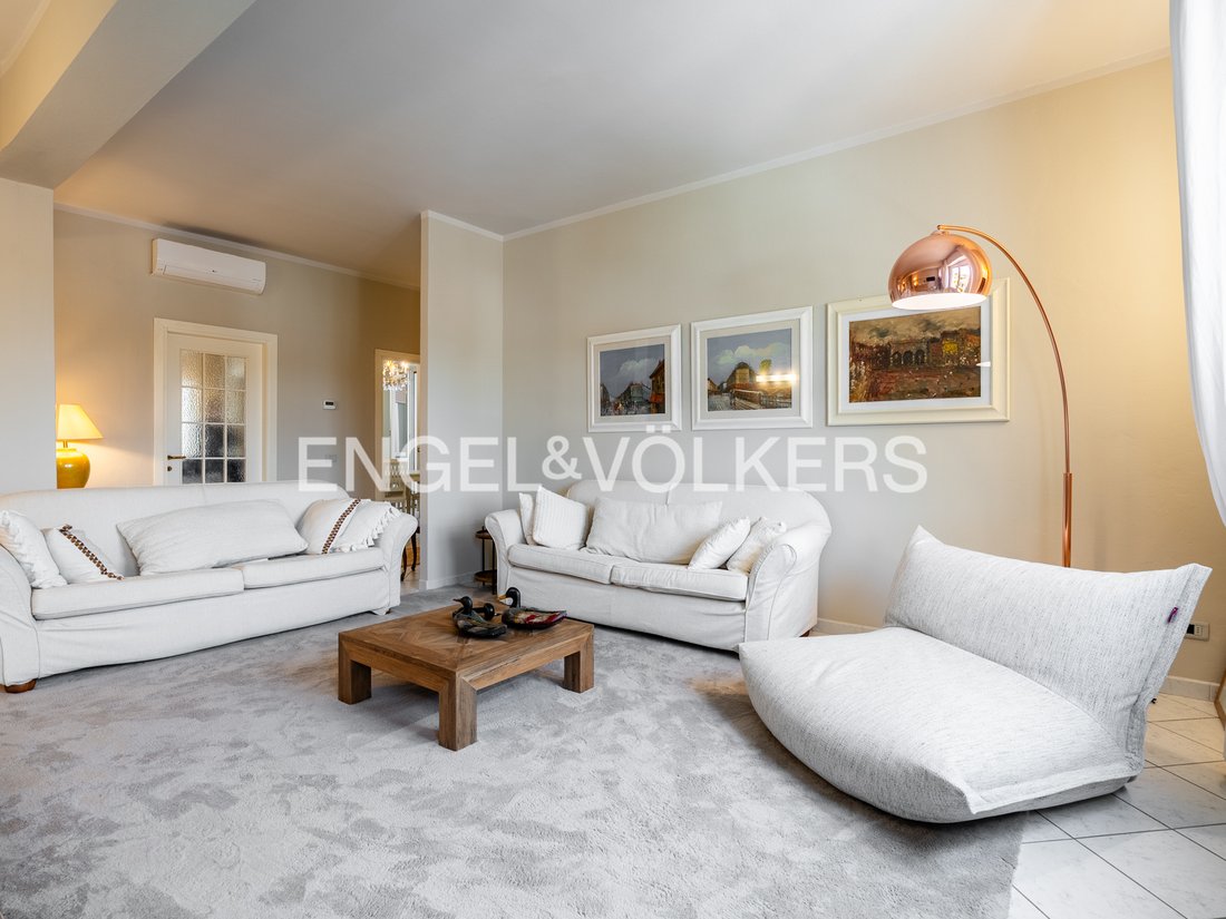 Apartment in Vittoria Apuana, Forte dei Marmi, Tuscany 3 - 19069836