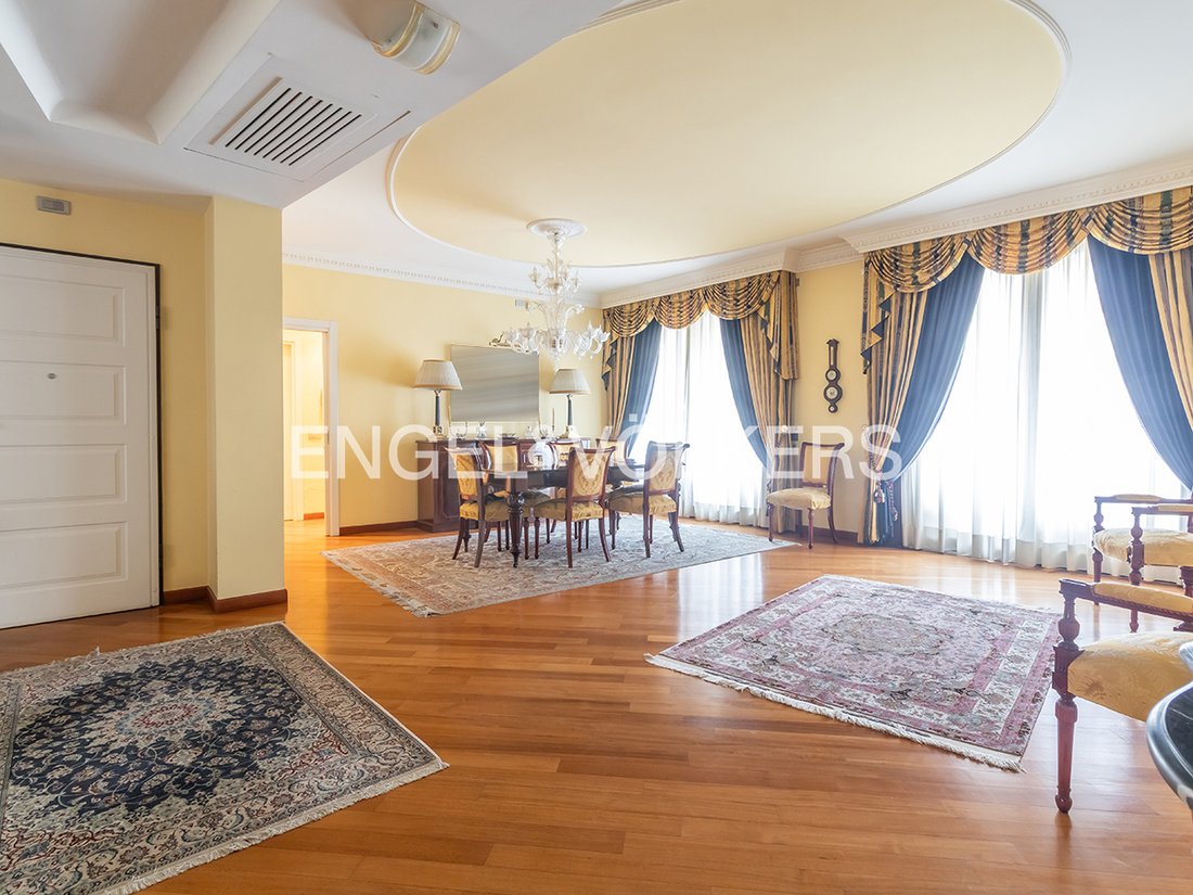 Apartment in Cortina d'Ampezzo - Farnesina, Rome, Lazio 1 - 19072384