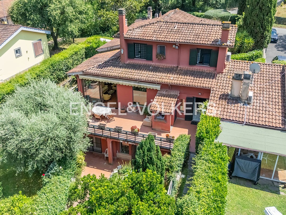 Villa in Giustiniana - La Storta - Olgiata, Rome, Lazio 1 - 19071343