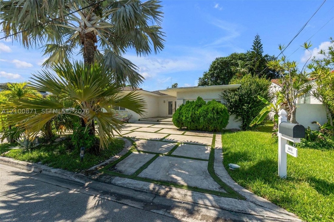House in Bal Harbour, Florida, United States 1 - 19068634