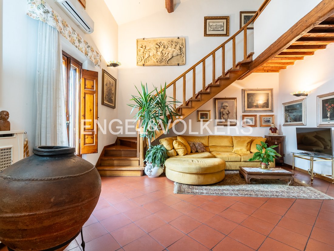 House in Lastra a Signa, Tuscany, Italy 2 - 19071503